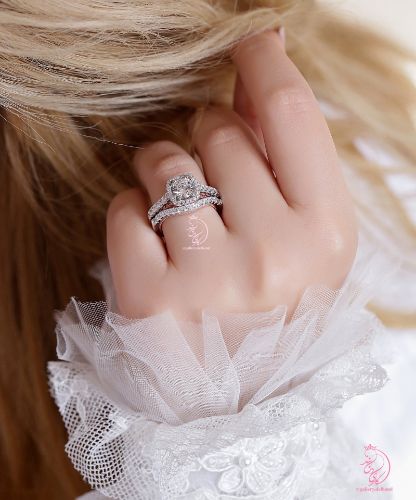 ‌‌ ‌💎حلقه و پشت حلقه جواهری با نگینهای زیرکونیا اتریشی نقره عیار ۹۲۵ با روکش طلا سفید ‌‌‌‌‌‌‌‌‌‌و طراحی جواهر منحصر به فرد و سفارشی در نقره و داخل رکاب ها رزگلد ‌