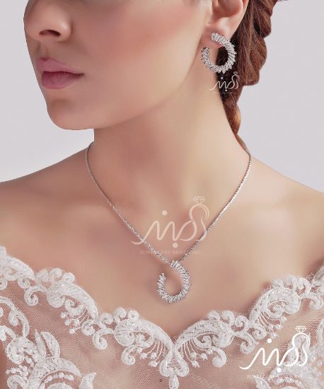 💍نیم ست جواهری لوکس نگین تمپرز با طراحی ژورنالی جواهرات به روز ، نگین های زیرکونیا اتریشی ؛ نقره عیار 925 با روکش طلا سفید‌‌‌‌‌‌‌ ‌‌
