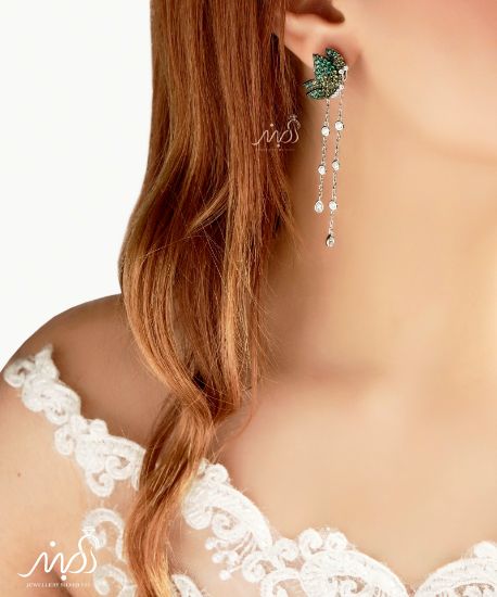 💍گوشواره جواهری لوکس ؛ طرح پروانه نگینهای نسکافه ای رنگ و سیترین و آویز بلند نگینی دارای طراحی ژورنالی بسیار خاص و فوق العاده زیبا ، با قفل اُمگا ،نقره عیار 925 (E_5008)