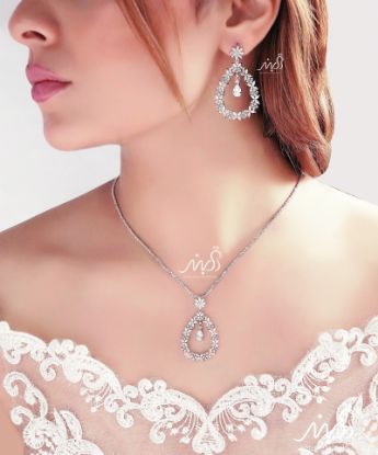 💍نیمست جواهری لوکس با طراحی ژورنالی جواهرات به روز ، نگین های زیرکونیا اتریشی ؛ نقره عیار ۹۲۵ با روکش طلا سفید‌‌‌‌‌‌‌ ‌‌