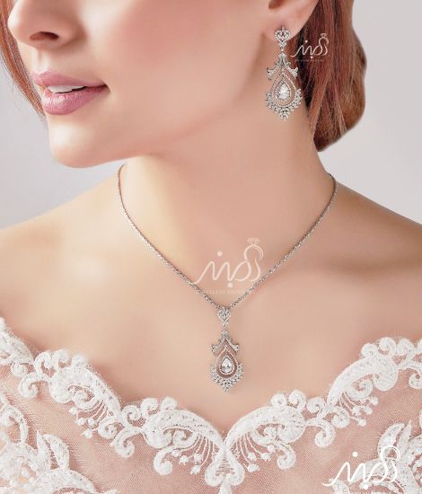 💍نیم ست جواهری شیک و بینظیر با طراحی ژورنالی جواهرات به روز ، نگین های زیرکونیا اتریشی ؛ نقره عیار 925 با روکش طلا سفید‌‌‌‌‌‌‌ ‌‌