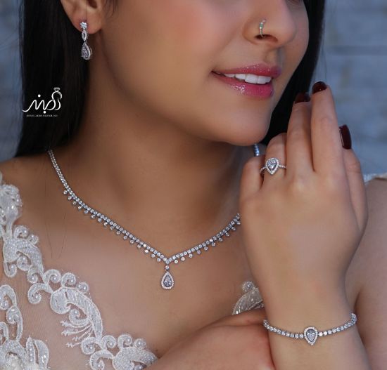 💍سرويس جواهری لاکچري  خاص و زيبا(گردنبند ، گوشواره ، دستبند) (S_6030)‌‌‌‌‌‌ ‌	