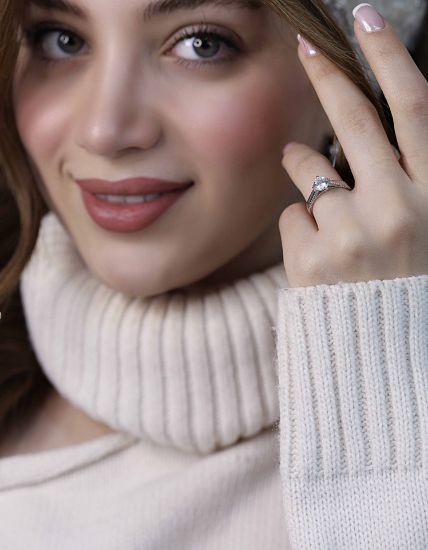 💍انگشتر جواهري خاص و زیبا؛ نقره عیار 925(R_1217)