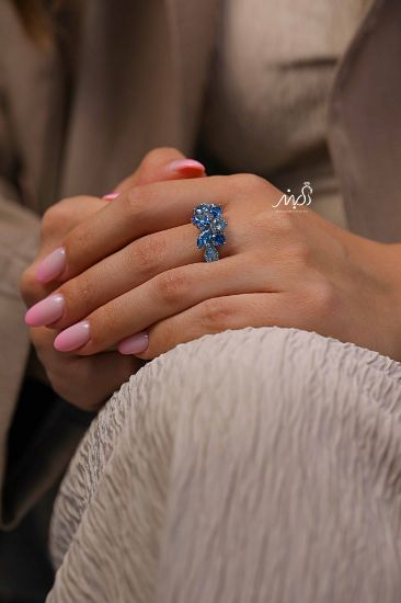 💍انگشتر جواهري با نگین توپاز آبی خاص و زیبا؛ نقره عیار ۹۲۵(R_1243)	