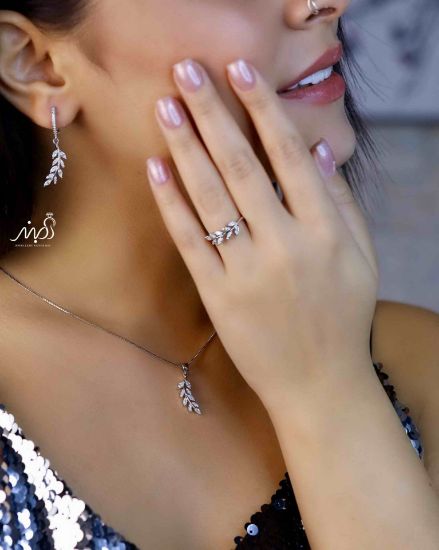 💍نیم ست جواهری (آويز ، گوشواره، انگشتر) خاص و زیبا ، نقره عیار ۹۲۵( N_4339)