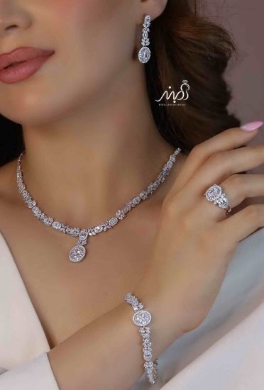 	💍سرويس جواهری خاص و زيبا(گردنبند ، گوشواره ، دستبند و انگشتر) نقره عیار 925 (S_6050)‌‌‌‌‌‌ ‌